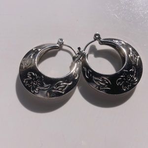 🖐 5 for $15 Silver Hoop Earrings